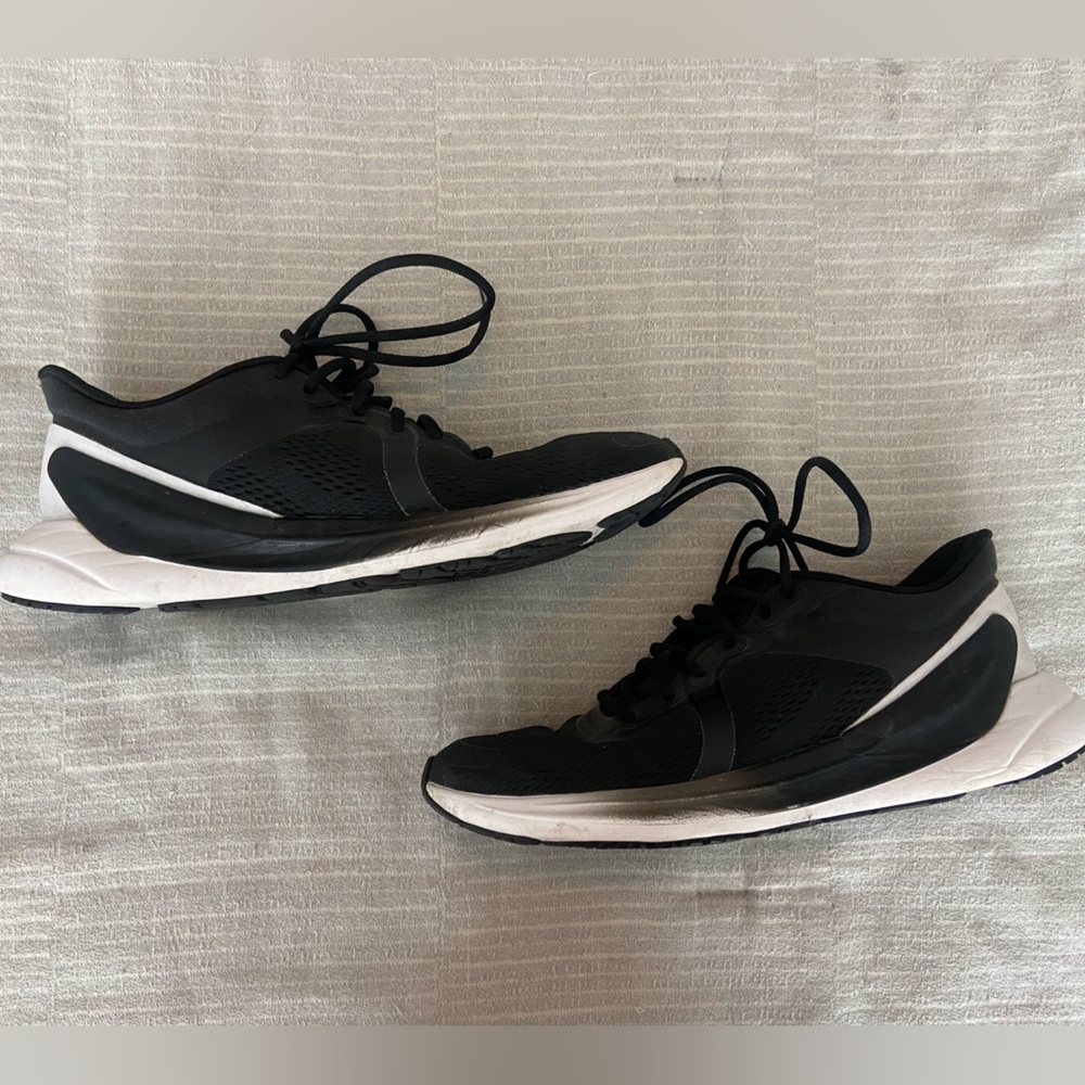 Lululemon Blissfeel Run Shoe